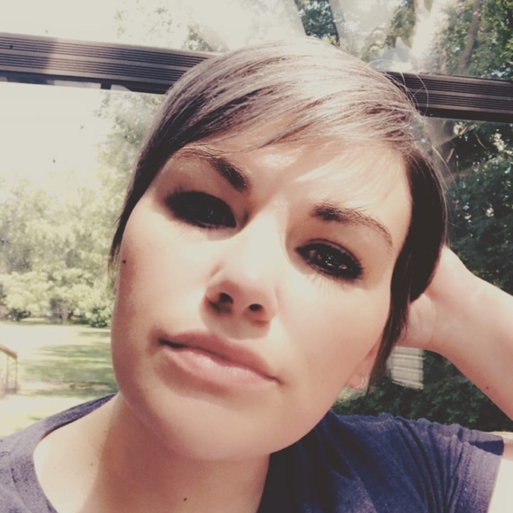 Meet your Posher, Shiloh - Picture 1 of 1